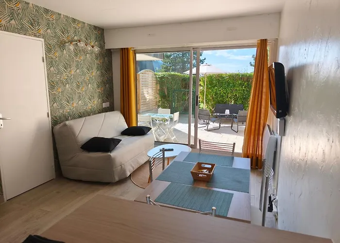 Acces Direct A La * Bernières-sur-Mer